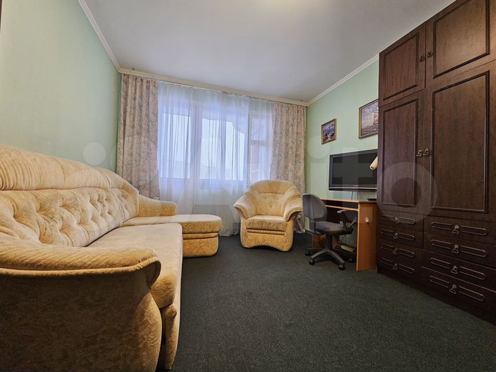 Комната 19 м² в 3-к., 10/17 эт.