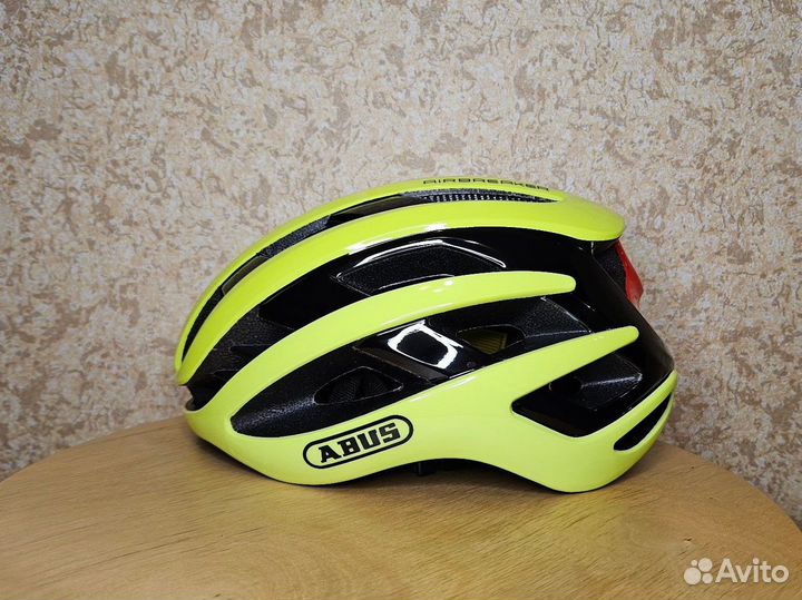 Велосипедный шлем Abus Airbreaker