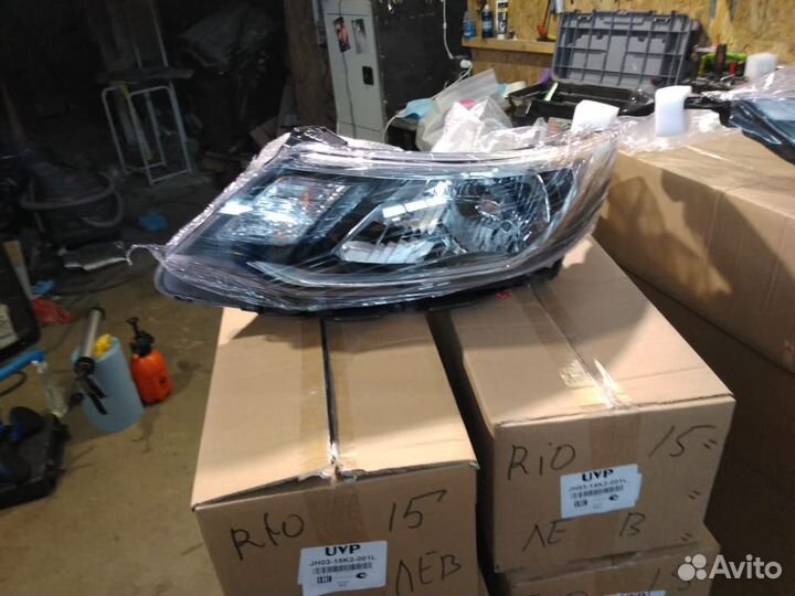 Фара на Kia Rio 3
