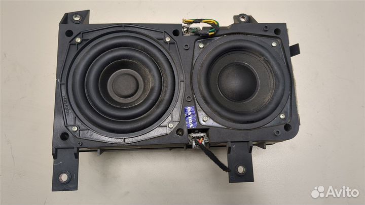 Сабвуфер Volvo S40 / V40, 2003