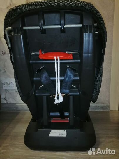 Автомобильное кресло 0-18 кг