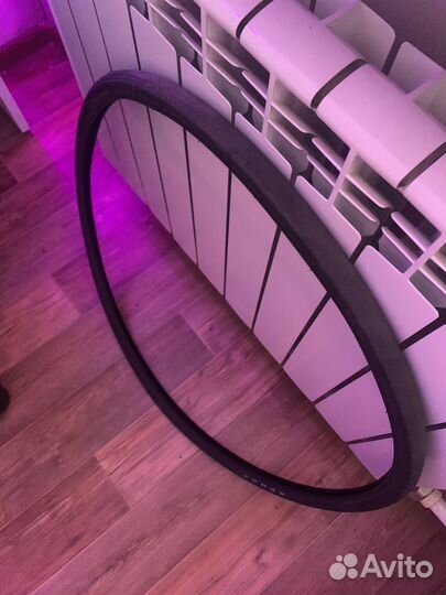 Две покрышки Kenda 700*26c