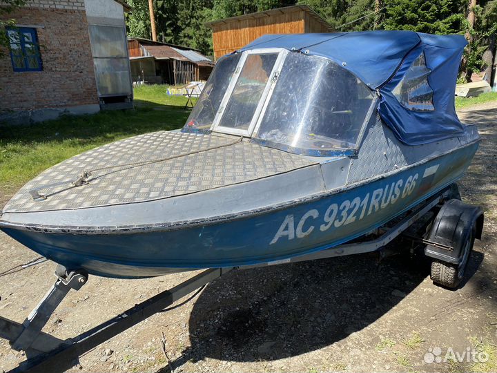 Моторная лодка