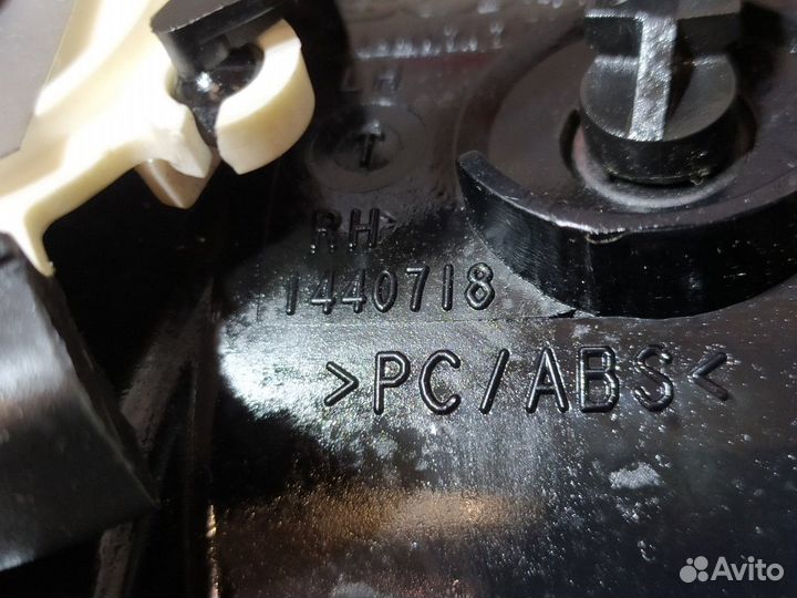 1440717 Дефлектор воздушный Scania 5-series