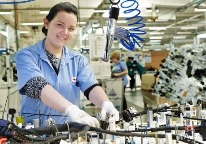 Оператор-сборщик.Вахта