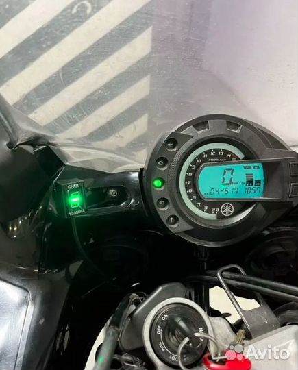 Индикатор включенной передачи Yamaha