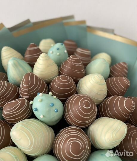 Букеты из клубники в шоколаде, подарок любимой