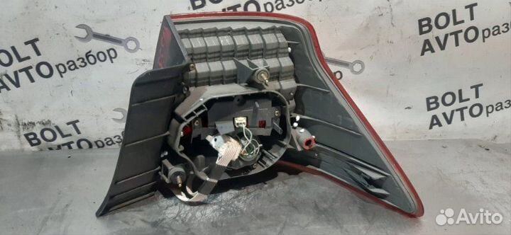 Фонарь (стоп-сигнал) задний левый Toyota Crown