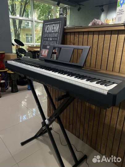 Yamaha P-45 Цифровое пианино