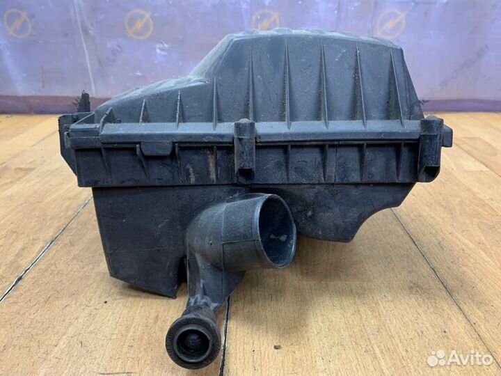 Корпус воздушного фильтра Opel Meriva A минивэн