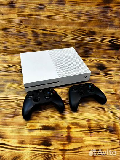 Xbox One S 500Gb, Игры
