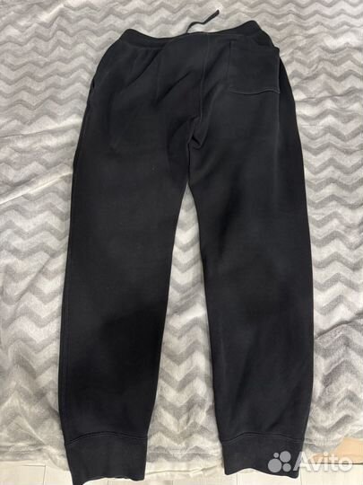 Спортивный гостюм