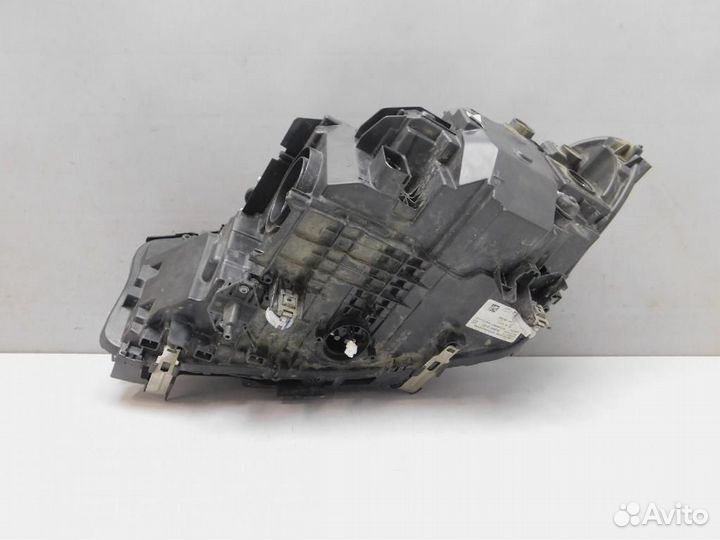 Фара правая BMW 5-Series/M5