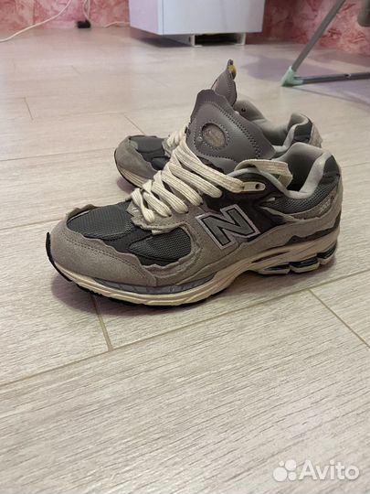Кроссовки new balance 2002r