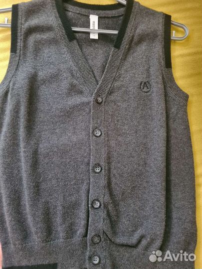 Жилетка для мальчика школьная 140