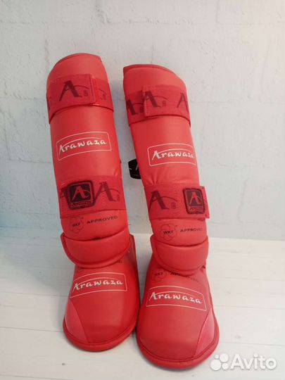 Защита голени и стопы красный