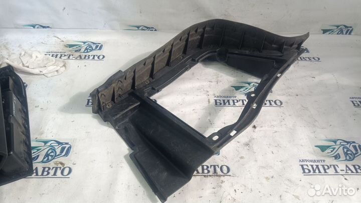 Рамка Infiniti FX37 II (2008—2012)