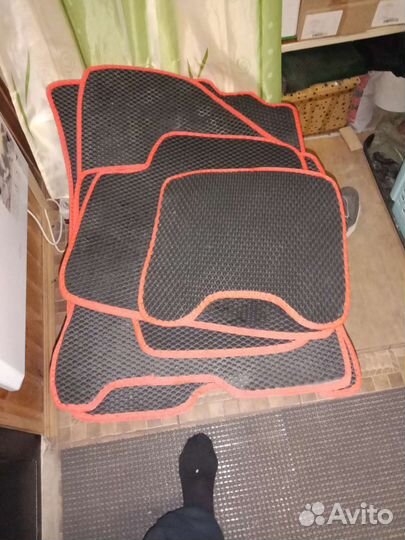 Автомобильные коврики eva