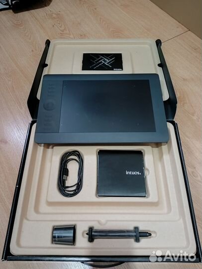 Графический планшет Wacom Intuos 5 M PTH-650