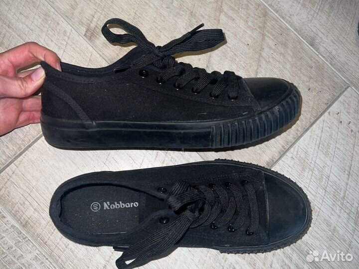 Кеды в школу