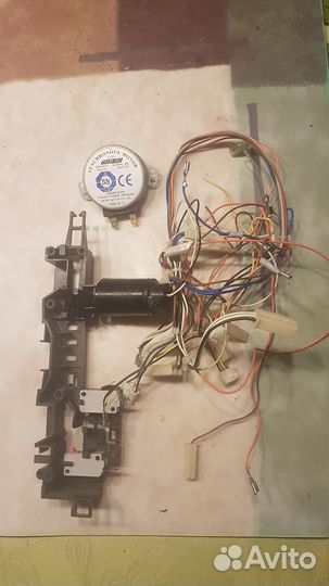 Свч Panasonic NN-K545WF invertor по запчастям