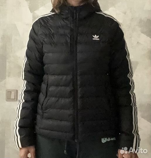 Куртка adidas женская 46