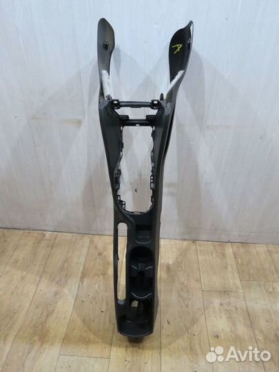 Центральная консоль Kia Rio 3