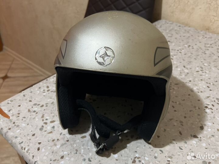 Горнолыжный шлем подростковый