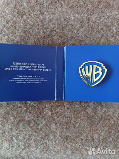 Юбилейный значок WB100