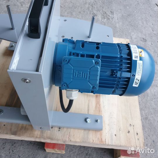 Продаю отрезной станок рвд ом300