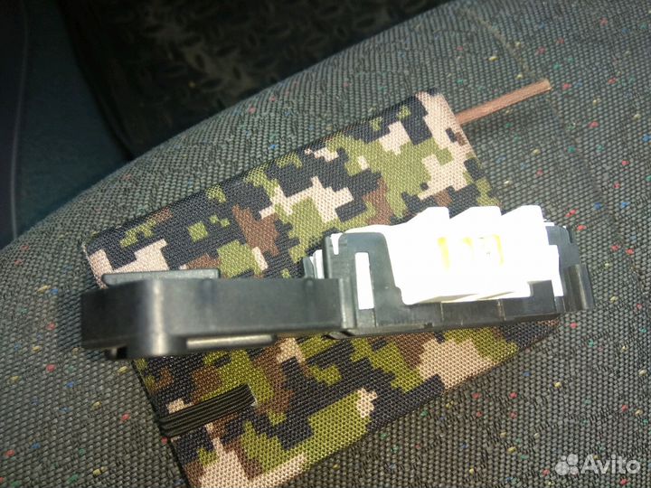 Замок убл люка стиральной машины Самсунг