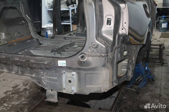 Панель задняя Volvo XC90 2014-2019
