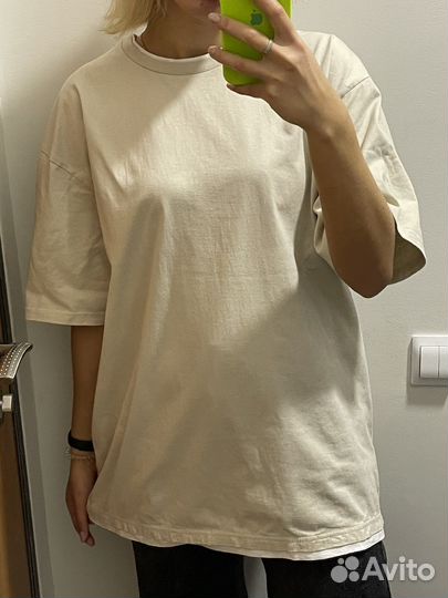 Оверсайз футболка бежевая