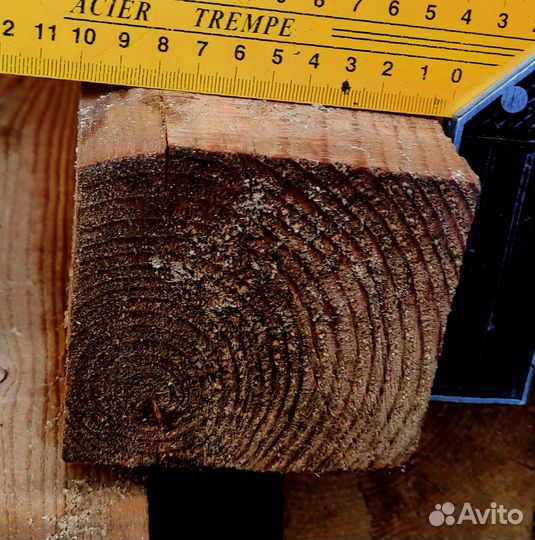 Брус из лиственницы для загородных построек