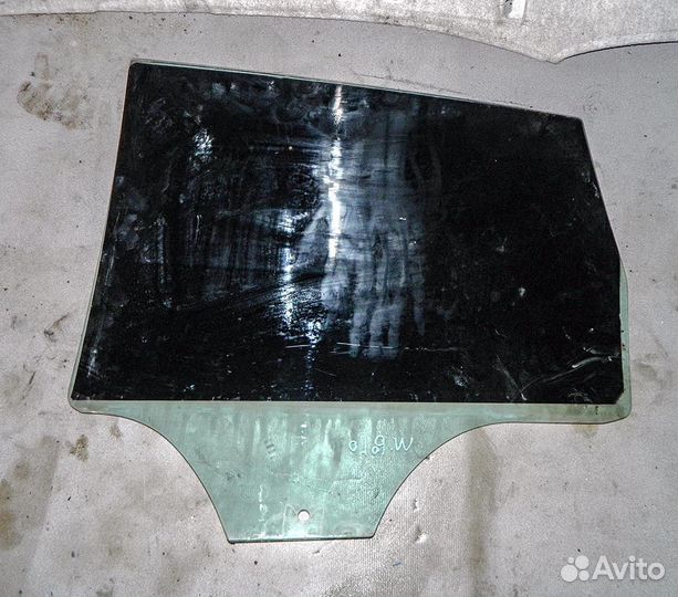 Стекло двери задней правой VW Polo 2001