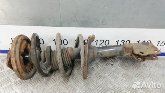 Стойка передняя правая citroen C-crosser (LEA01N50