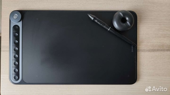 Графический планшет huion Inspiroy Dial Q620M