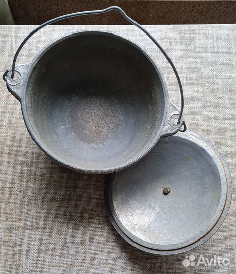 Скороварки, кастрюли и казан из СССР