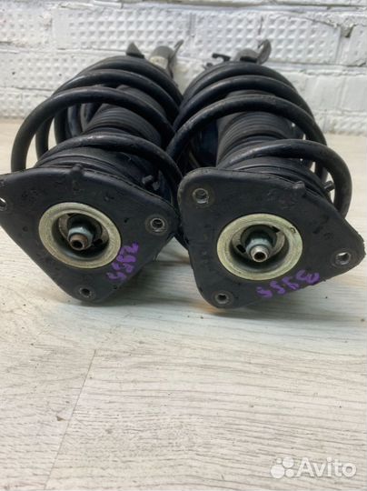 Стойка передняя Mazda 3 BK 1.6 2005