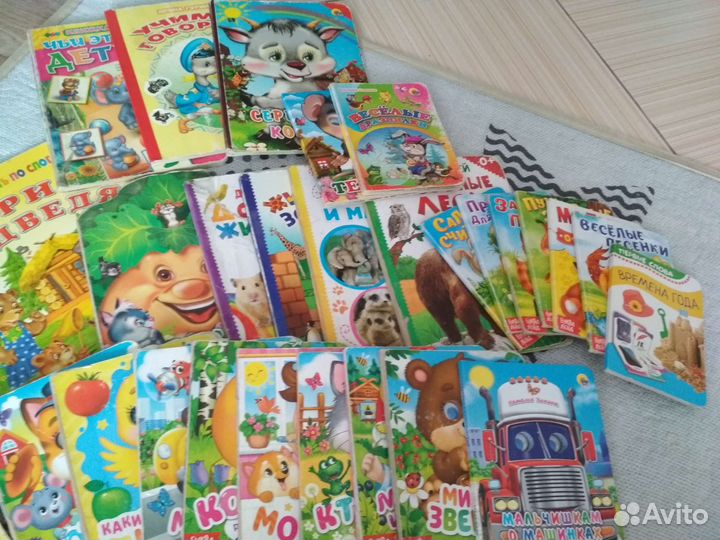 Набор книжек, 40 штук