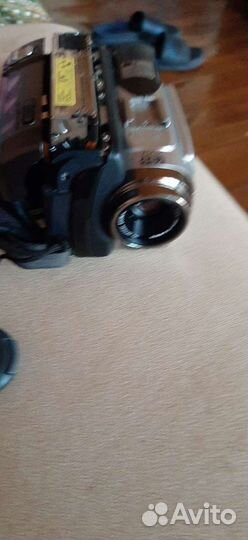 Видеокамера jvc