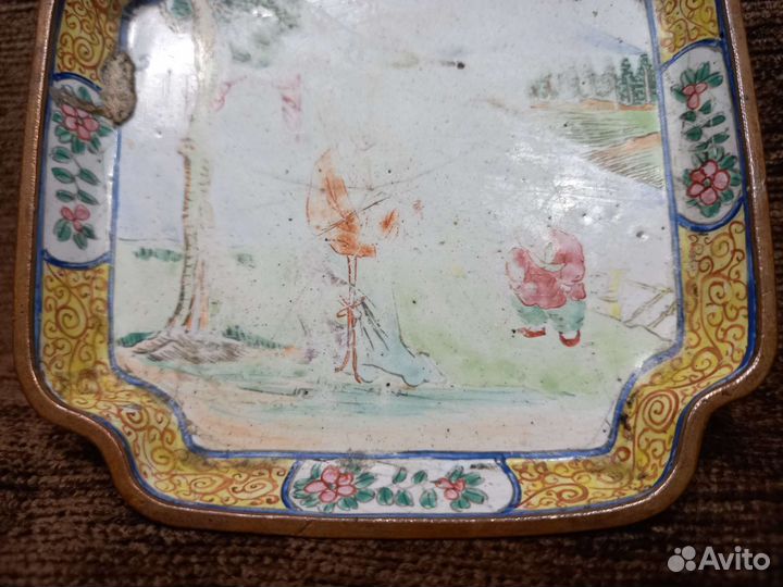 Старинное китайское блюдце роспись эмаль19в