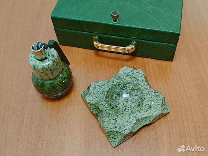 Подарочный набор из натурального камня (змеевик)