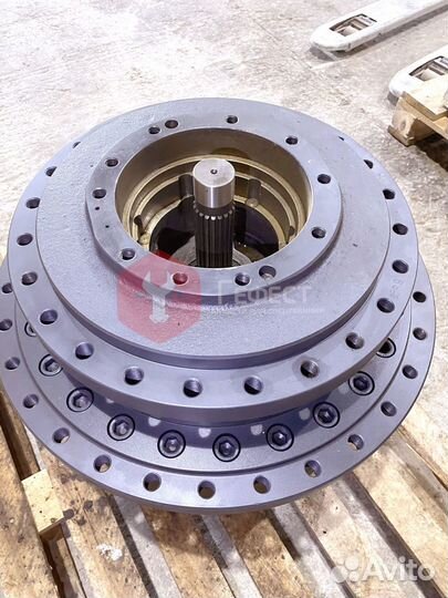 Бортовой редуктор Hyundai R480LC-9A 39QB-42100