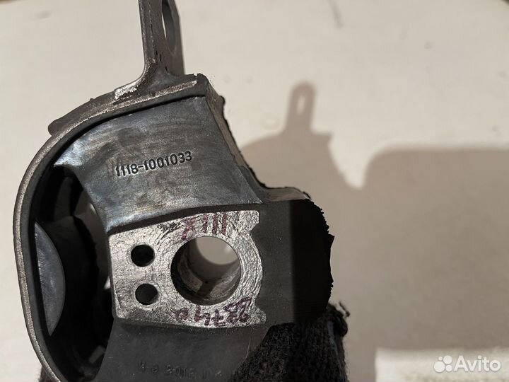 Опора двигателя ваз-1118 задняя