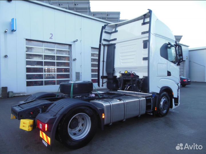 IVECO S-Way 490, 2023