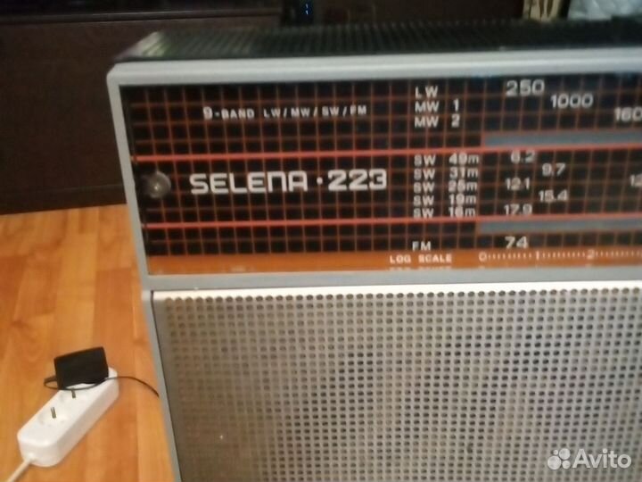 Радиоприемник селена 223