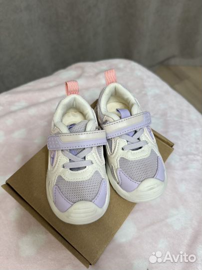 Кроссовки для девочки, размер 21