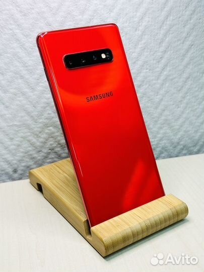 Samsung Galaxy S10+, 8/128 ГБ