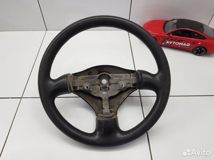 Рулевое колесо (Peugeot 206)